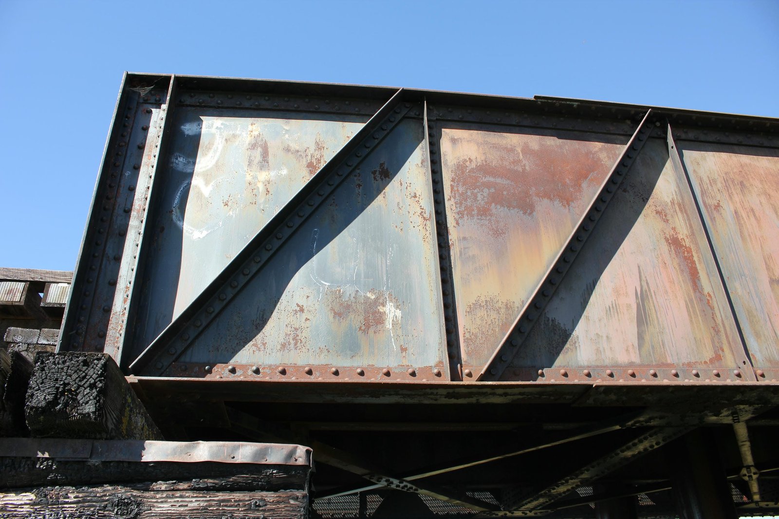 Girder end, north span